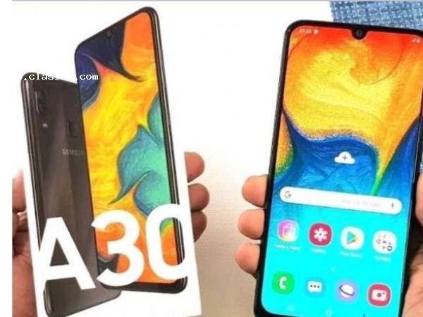SAMSUNG A30 (32GB) Y RAM 3